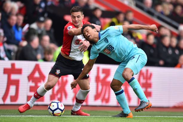 出息息相关 出息息相关