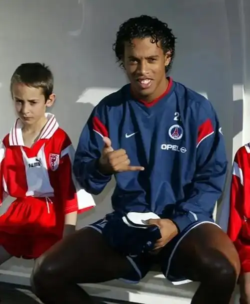 人在队内竞 人在队内竞